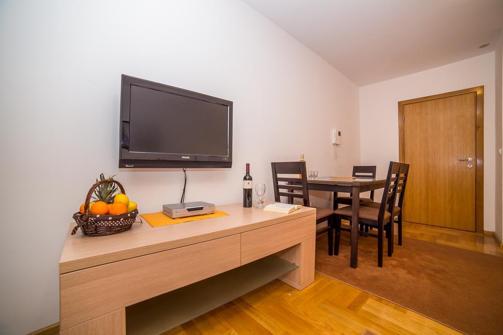 Apartments Kristina Makarska Esterno foto