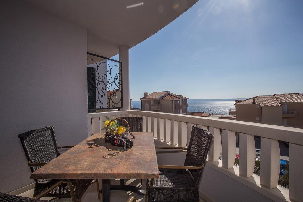 Apartments Kristina Makarska Esterno foto